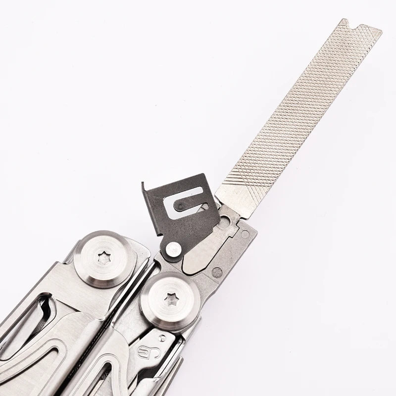 Daicamping DL30 Multifunctional Multi Tool Survival Gear